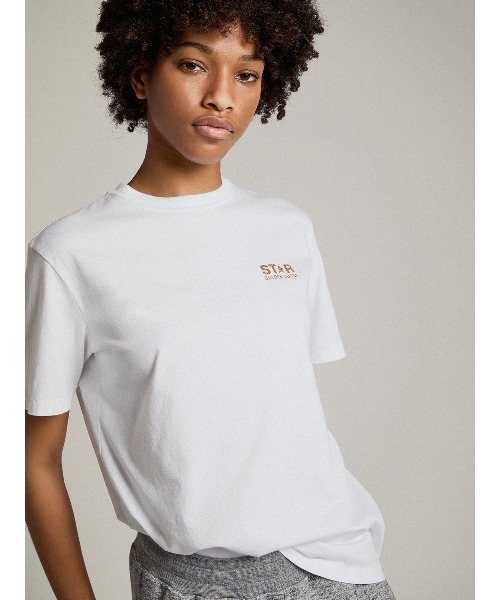 GOLDEN GOOSE(ゴールデングース)の「GOLDEN GOOSE Star Collection / W'S REGULAR T-SHIRT/ BIG GLITTER STAR BACK(Tシャツ/カットソー・レディース・ホワイト×ピンク/ホワイト×ゴールド・SMALL/MEDIUM/X-SMALL)」の6枚目の写真