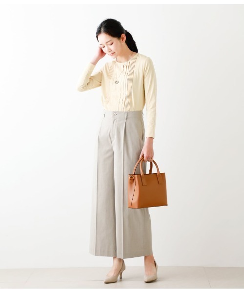 NEWYORKER(ニューヨーカー)の「【吸水速乾】コットンポリエステル天竺 タックカットソー(Tシャツ/カットソー・レディース・ベージュ/ライトグリーン/ホワイト・L/M)」の12枚目の写真