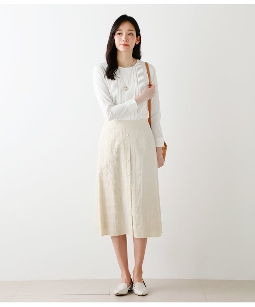 NEWYORKER(ニューヨーカー)の「【吸水速乾】コットンポリエステル天竺 タックカットソー(Tシャツ/カットソー・レディース・ベージュ/ライトグリーン/ホワイト・L/M)」の5枚目の写真