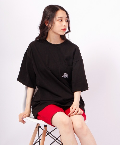 LONSDALE（ロンズデール）の「LONSDALE オーバーサイズ 天竺 コットン ワンポイント刺繍 半袖 Tシャツ 男女兼用（Tシャツ/カットソー・メンズ・ホワイト/ブラック・LL/S/M/L）」の15枚目の写真
