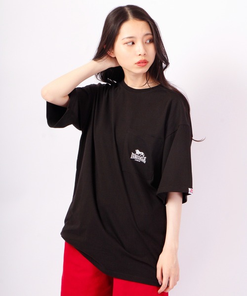 LONSDALE（ロンズデール）の「LONSDALE オーバーサイズ 天竺 コットン ワンポイント刺繍 半袖 Tシャツ 男女兼用（Tシャツ/カットソー・メンズ・ホワイト/ブラック・LL/S/M/L）」の4枚目の写真