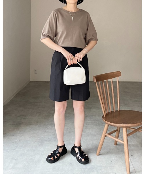 She's Closet(シーズクローゼット)の「綿天竺ボリューム袖ランタンスリーブ半袖Tシャツ(Tシャツ/カットソー・レディース・ブラック/グリーン/アイボリー/モカ/チャコール・FREE)」の22枚目の写真