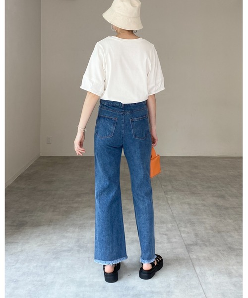 She's Closet(シーズクローゼット)の「綿天竺ボリューム袖ランタンスリーブ半袖Tシャツ(Tシャツ/カットソー・レディース・ブラック/グリーン/アイボリー/モカ/チャコール・FREE)」の14枚目の写真