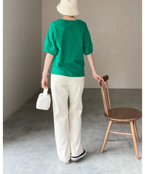 She's Closet(シーズクローゼット)の「綿天竺ボリューム袖ランタンスリーブ半袖Tシャツ(Tシャツ/カットソー・レディース・ブラック/グリーン/アイボリー/モカ/チャコール・FREE)」の10枚目の写真