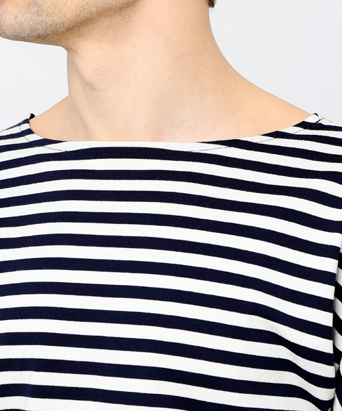 BEAMS LIGHTS Men's（ビームスライツ メンズ）の「BEAMS LIGHTS / ボートネックボーダーTシャツ（Tシャツ/カットソー・メンズ・ブラック/ネイビー・MEDIUM/LARGE/SMALL）」の4枚目の写真