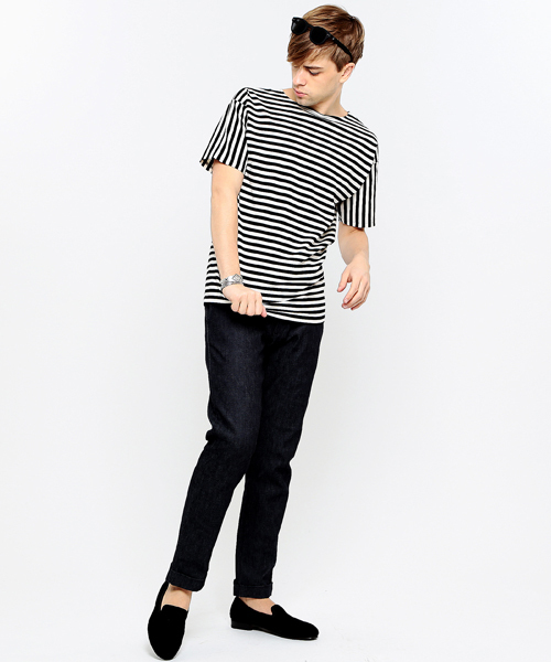 BEAMS LIGHTS Men's（ビームスライツ メンズ）の「BEAMS LIGHTS / ボートネックボーダーTシャツ（Tシャツ/カットソー・メンズ・ブラック/ネイビー・MEDIUM/LARGE/SMALL）」の7枚目の写真