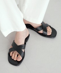 クロスフラットサンダル