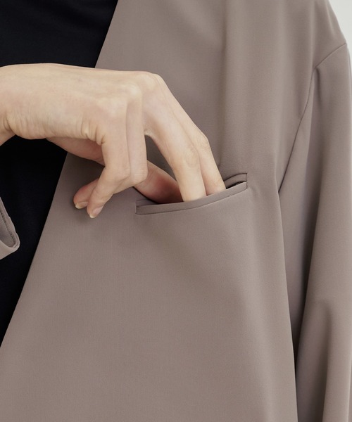 PUBLIC TOKYO ノーカラージャケット 02 ホワイト美品 セール】 【セットアップ可/短丈】ドライタッチジャケット