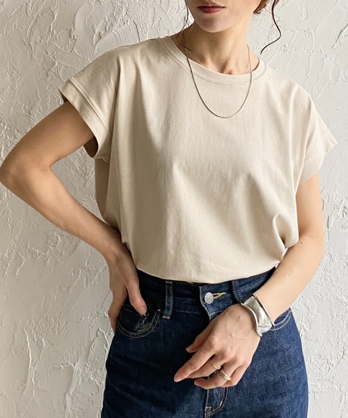 She's Closet(シーズクローゼット)の「コットン100%無地クルーネックフレンチスリーブコンパクトTシャツ(Tシャツ/カットソー・レディース・ホワイト/グリーン/グレイッシュベージュ/チャコール/ブラック/モカ/ライトグリーン/ピンク/ベージュ/ブルー/ダークパープル・FREE)」の5枚目の写真