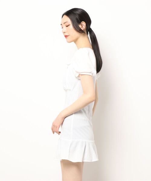 Jasmine Grandiflorum(ジャスミングランディフローラム)の「【Jasmine】フリルスクエアネック半袖ミニワンピース (SS)(ワンピース・レディース・ホワイト/ブラック/ピンク・SMALL/MEDIUM/LARGE/X-LARGE/XX-LARGE)」の4枚目の写真