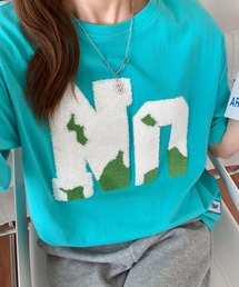 ルーズシルエットビックボアロゴ刺繍カットTee