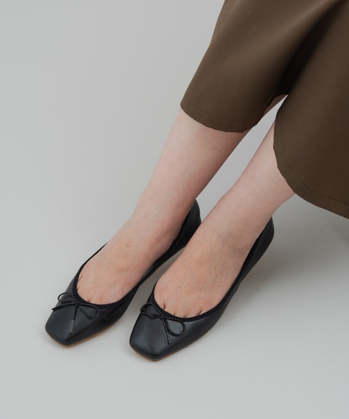 Aunt Marie's(アントマリーズ)の「スクエアトゥリボンバレエシューズ(パンプス・レディース・ブラック/ベージュ・S/M/L)」の16枚目の写真