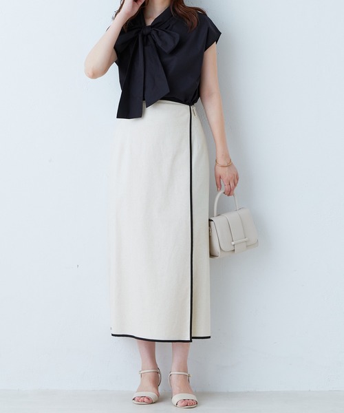 natural couture(ナチュラルクチュール)の「配色パイピングラップ風スカート(スカート・レディース・グリーン/ライトベージュ/ブラック・FREE)」の3枚目の写真