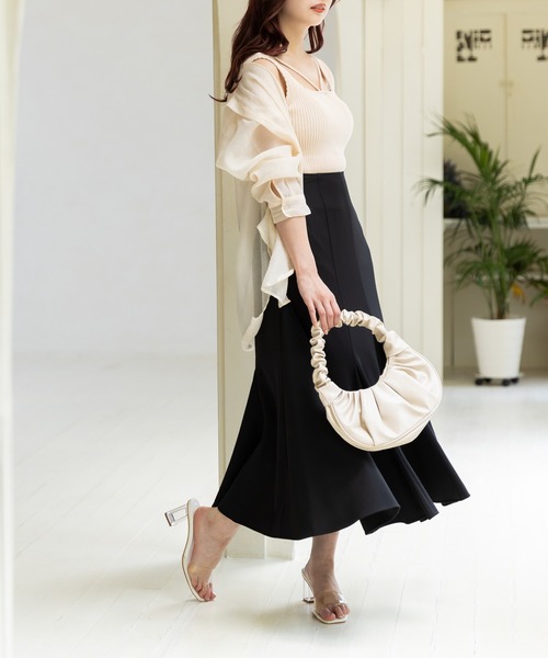 SLURR(スラ―)の「オーガニックコットンリブデザインタンク(タンクトップ・レディース・チャコールグレー/ベージュ/アイボリー/ライトピンク・FREE)」の9枚目の写真