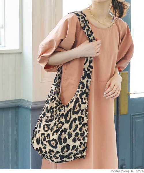 coca（coca）（コカ）の「くしゅくしゅショルダーバッグ（ショルダーバッグ・レディース・A/B・ONE SIZE）」の8枚目の写真