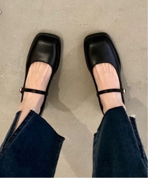 Burner（バーナー）の「【OKUOKU　0909】スクエアトゥ  ストラップ　パンプス /  oku-shoes-4-39（パンプス・レディース・ブラック/アイボリー・35/36/37/39/38）」の2枚目の写真