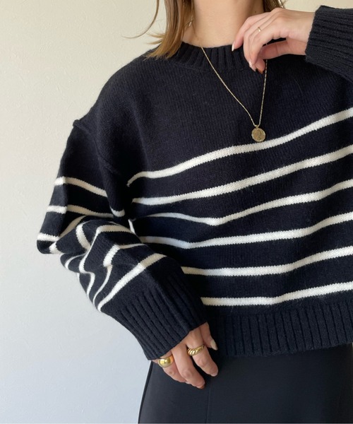 y/m by misato（イムバイミサト）の「アルパカタッチボーダークロップドトップス（ニット/セーター・レディース・ブラック/ネイビー/オフホワイト・FREE）」の13枚目の写真