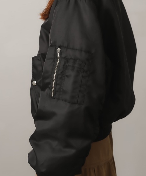 SENSE OF PLACE by URBAN RESEARCH（センスオブプレイスバイアーバンリサーチ）の「ボリュームスリーブMA-1（MA-1・レディース・ブラック/カーキ/アイボリー・ONE）」の10枚目の写真