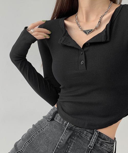 Vipoa(ヴィポア)の「クロップドシンプルトップス(Tシャツ/カットソー・レディース・ホワイト/グレー/ブラック・FREE)」の8枚目の写真