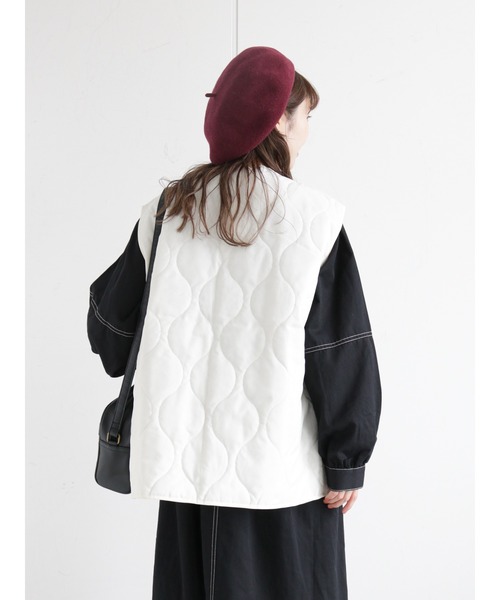 ehka sopo（エヘカソポ）の「キルティングベスト（ベスト・レディース・ブラック/カーキ/キナリ・ﾌﾘ-）」の21枚目の写真