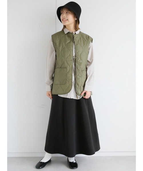 ehka sopo（エヘカソポ）の「キルティングベスト（ベスト・レディース・ブラック/カーキ/キナリ・ﾌﾘ-）」の12枚目の写真