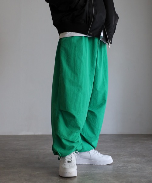 CREARE -LINO-（クレアーレリノ）の「ナイロン ワッシャースノー ルーズパンツ<ユニセックス>（その他パンツ・メンズ・ブラック/ネイビー/グリーン/マスタード/ホワイト・M/L/XL）」の13枚目の写真