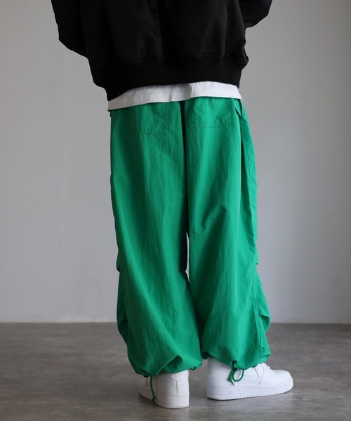 CREARE -LINO-（クレアーレリノ）の「ナイロン ワッシャースノー ルーズパンツ<ユニセックス>（その他パンツ・メンズ・ブラック/ネイビー/グリーン/マスタード/ホワイト・M/L/XL）」の18枚目の写真