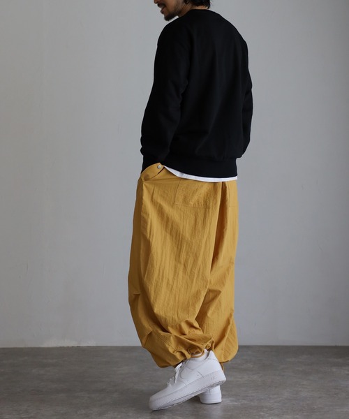 CREARE -LINO-（クレアーレリノ）の「ナイロン ワッシャースノー ルーズパンツ<ユニセックス>（その他パンツ・メンズ・ブラック/ネイビー/グリーン/マスタード/ホワイト・M/L/XL）」の20枚目の写真