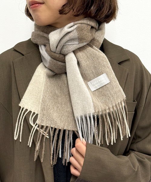 SETUP7（セットアップセブン）の「【SETUP7】選べるバリエーション！ ウールマフラー フリンジ/チェック柄/無地/クリスマス/ギフト/プレゼント CLIR◎（マフラー・レディース・オレンジ/ブルー/ワイン/ベージュ/ネイビー/グレー/モカ/ブラック系2/ライトグレー/ライトベージュ/ブラック/ネイビー系2/チャコールグレー/ブラック系その他/バーガンディー/グリーン/ブラック系その他2/ベージュ系その他3/ネイビー系3/グレイッシュベージュ/ブルー系その他2/グリーン系その他2/アイボリー/グレー系その他5/グレー系その他4/グレー系その他3/ブラック系その他5/ブラック系その他4/ブラック系その他3/キャメル/イエロー/ブルー系その他3/オレンジ系その他2/レッド・FREE）」の18枚目の写真