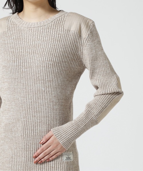 AVIREX(アヴィレックス)の「GUNPATCH MILITARY COMMAND KNIT/ ガンパッチミリタリーコマンドニット(ニット/セーター・レディース・ホワイト系2/オリーブ系/グレー・M/S)」の12枚目の写真
