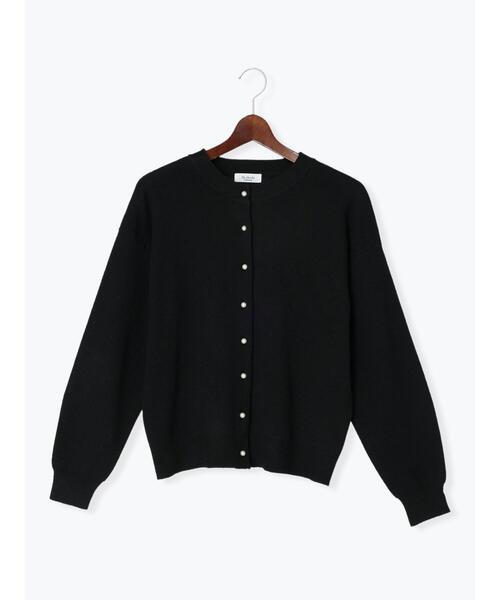Te chichi TERRASSE（テチチテラス）の「パール釦カーディガン（カーディガン/ボレロ・レディース・ブラック/グレー/オフホワイト・ﾌﾘ-）」の2枚目の写真