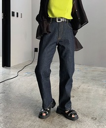 クラシックストレートジーンズ