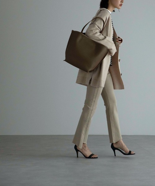 marjour（マージュール）の「STITCH KNIT CARDIGAN（カーディガン/ボレロ・レディース・ベージュ/チャコールグレー・M）」の9枚目の写真