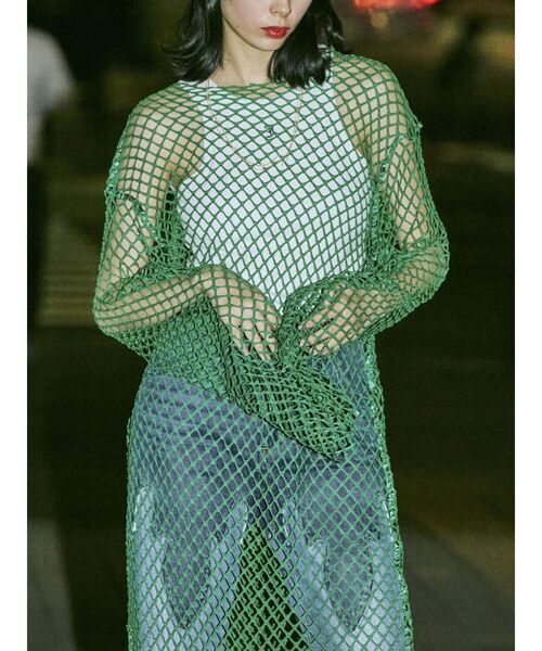 jouetie（ジュエティ）の「オーバーメッシュロングトップス（ワンピース・レディース・オフホワイト/ブラック/グリーン/パープル・MEDIUM）」の5枚目の写真