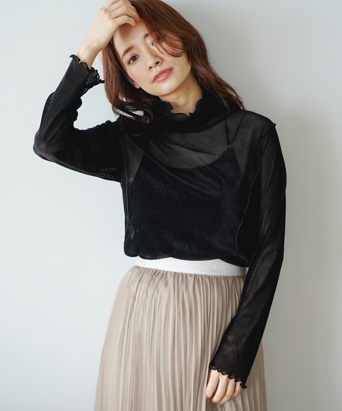 mysty woman(ミスティウーマン)の「ベロアハイネックプルオーバー 183866(Tシャツ/カットソー・レディース・ホワイト/ブラック/グレー/ピンク・FREE)」の3枚目の写真