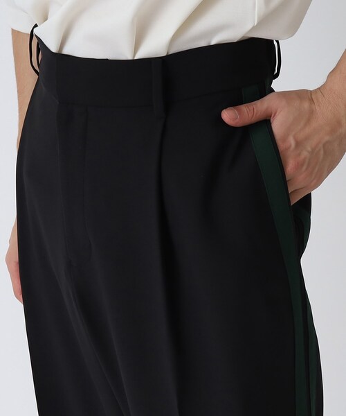 tk.TAKEO KIKUCHI（ティーケータケオキクチ）の「◆ワイドフレアラインパンツ（その他パンツ・メンズ・ブラック系4/アイボリー系4・03/02）」の3枚目の写真