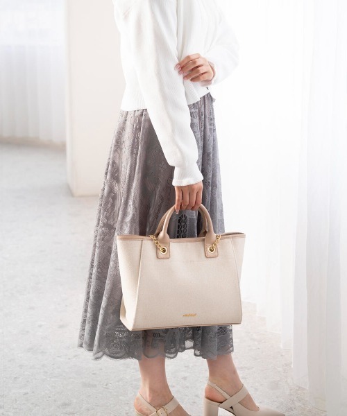 MISCH MASCH（ミッシュマッシュ）の「チェーンショルダートート（トートバッグ・レディース・ベージュ/ブルー系その他/ブラック・FREE）」の10枚目の写真