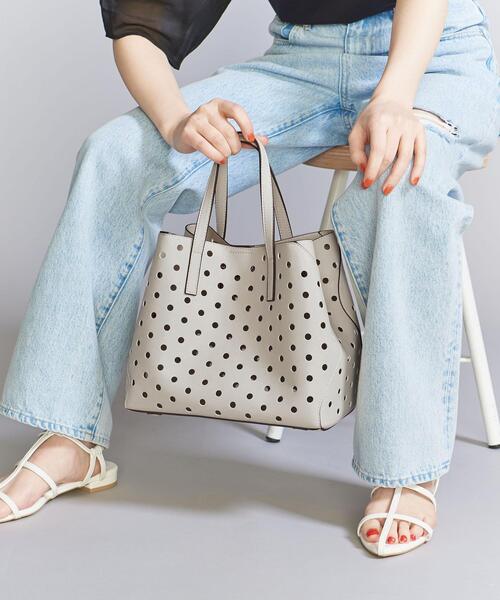 BEAUTY&YOUTH UNITED ARROWS(ビューティーアンドユースユナイテッドアローズ)の「パンチング トートバッグ -3WAY-(トートバッグ・レディース・ブラック/オフホワイト・FREE)」の3枚目の写真