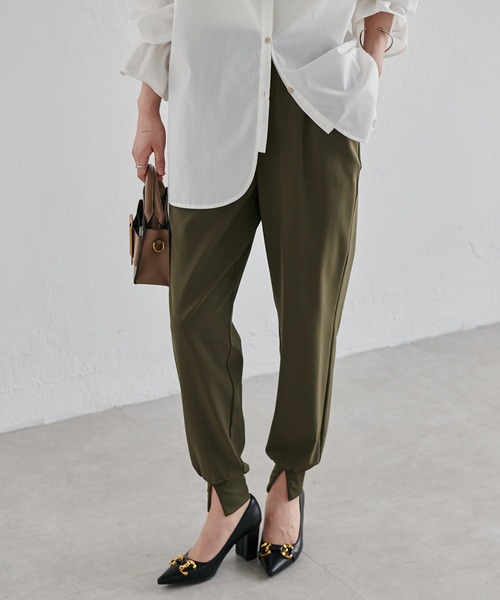 RANAN（ラナン）の「[速乾/接触冷感/UVカット/防シワ]裾スリットジョガーパンツ（その他パンツ・レディース・サンドグレー/ブラック/ネイビー/チャコール/カーキ/ピンク・LL/M/S/L）」の20枚目の写真