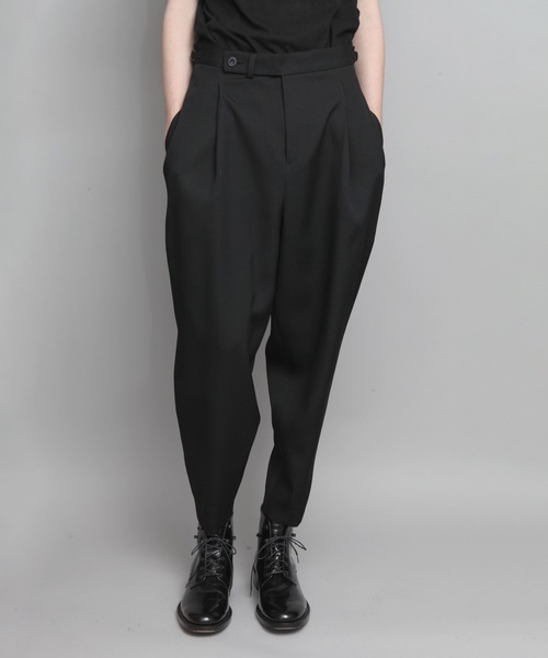 ato（アトウ）の「HARU-KING WOOL 2TACK TAPERD PANTS（その他パンツ・メンズ・ブラック/ダークオレンジ・44/46/48）」の8枚目の写真