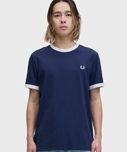 FRED PERRY(フレッドペリー)の「Taped Ringer T-Shirt/テープリンガーTシャツ(Tシャツ/カットソー・メンズ・ブラック/ネイビー/ホワイト/グレー/ライトブルー・L/M/S)」の18枚目の写真