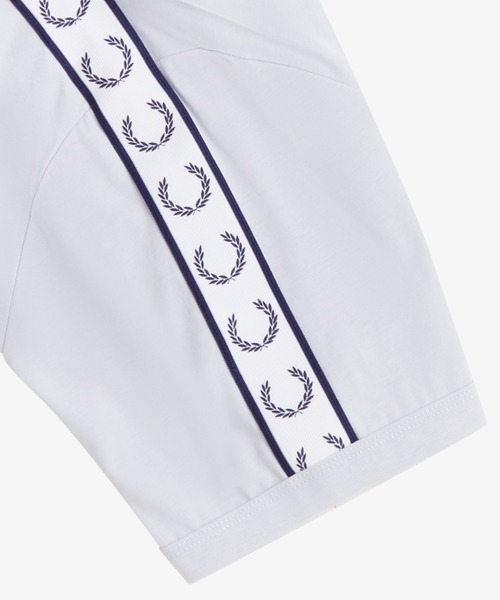 FRED PERRY(フレッドペリー)の「Taped Ringer T-Shirt/テープリンガーTシャツ(Tシャツ/カットソー・メンズ・ブラック/ネイビー/ホワイト/グレー/ライトブルー・L/M/S)」の6枚目の写真