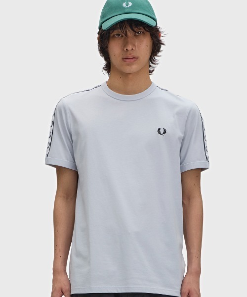 FRED PERRY(フレッドペリー)の「Taped Ringer T-Shirt/テープリンガーTシャツ(Tシャツ/カットソー・メンズ・ブラック/ネイビー/ホワイト/グレー/ライトブルー・L/M/S)」の9枚目の写真