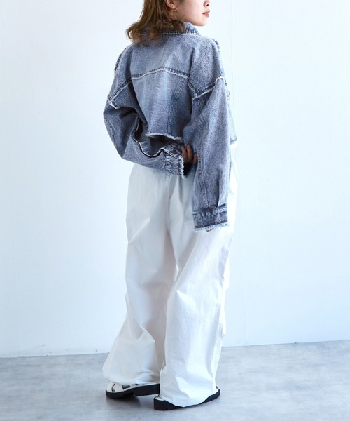 w closet（ダブルクローゼット）の「ショート丈デニムジャケット（デニムジャケット・レディース・ケミカルウォッシュ・FREE）」の11枚目の写真