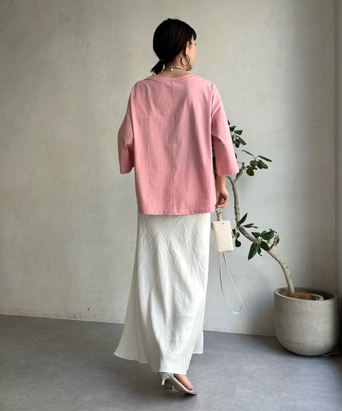 DouDou（ドゥドゥ）の「袖スリットロゴTEE（Tシャツ/カットソー・レディース・ベージュ/ピンク/オフホワイト/ライトグリーン・FREE）」の19枚目の写真