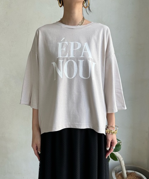 DouDou（ドゥドゥ）の「袖スリットロゴTEE（Tシャツ/カットソー・レディース・ベージュ/ピンク/オフホワイト/ライトグリーン・FREE）」の12枚目の写真