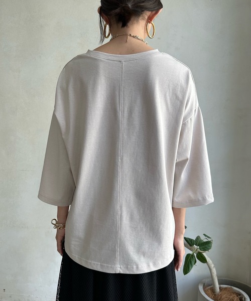 DouDou（ドゥドゥ）の「袖スリットロゴTEE（Tシャツ/カットソー・レディース・ベージュ/ピンク/オフホワイト/ライトグリーン・FREE）」の21枚目の写真