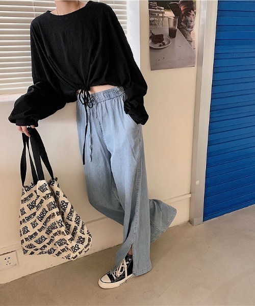 LADY LIKE(レディライク)の「裾ドロストショート丈トップス(Tシャツ/カットソー・レディース・ブラック/ホワイト/グレー・M)」の7枚目の写真