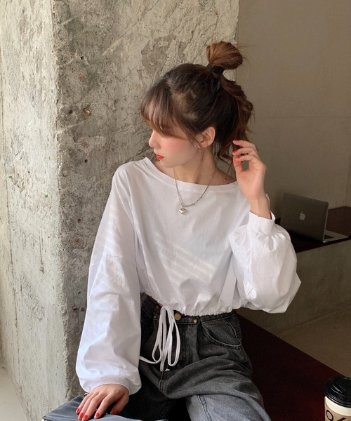 LADY LIKE(レディライク)の「裾ドロストショート丈トップス(Tシャツ/カットソー・レディース・ブラック/ホワイト/グレー・M)」の22枚目の写真