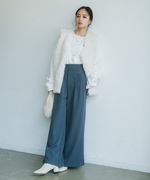 VANNIE U（ヴァニーユー）の「プードルファーベスト（ベスト・レディース・ベージュ/アイボリー・FREE）」の4枚目の写真